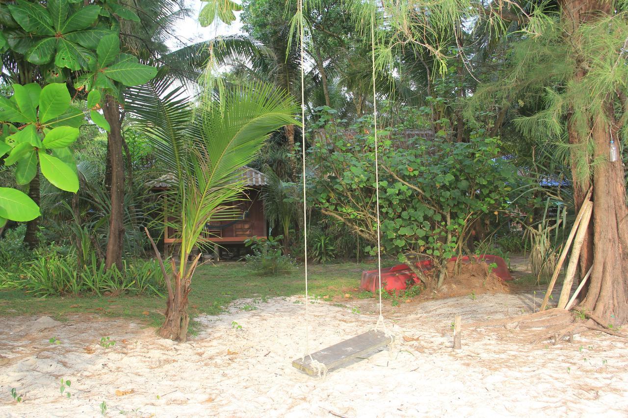 Hornbill Hut Hotel Koh Phayam Luaran gambar