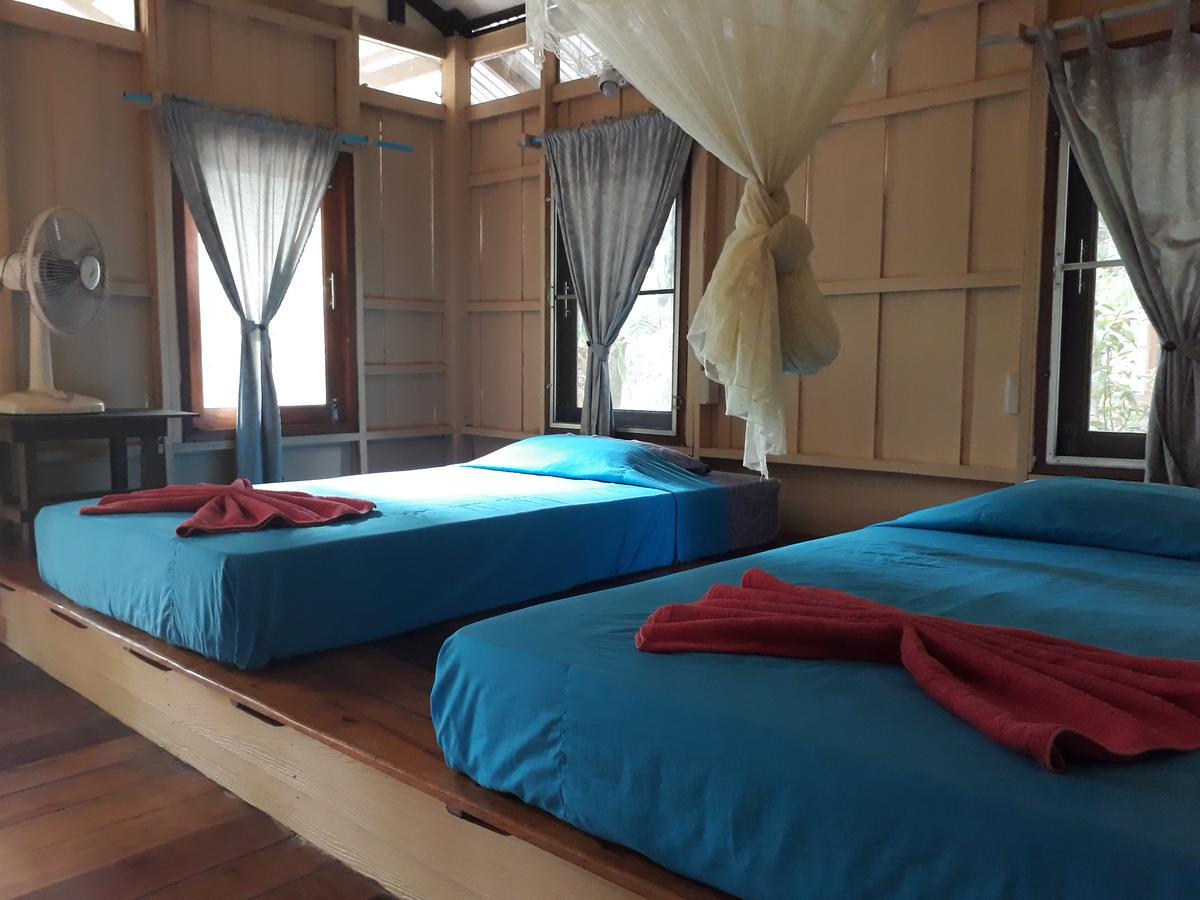 Hornbill Hut Hotel Koh Phayam Luaran gambar